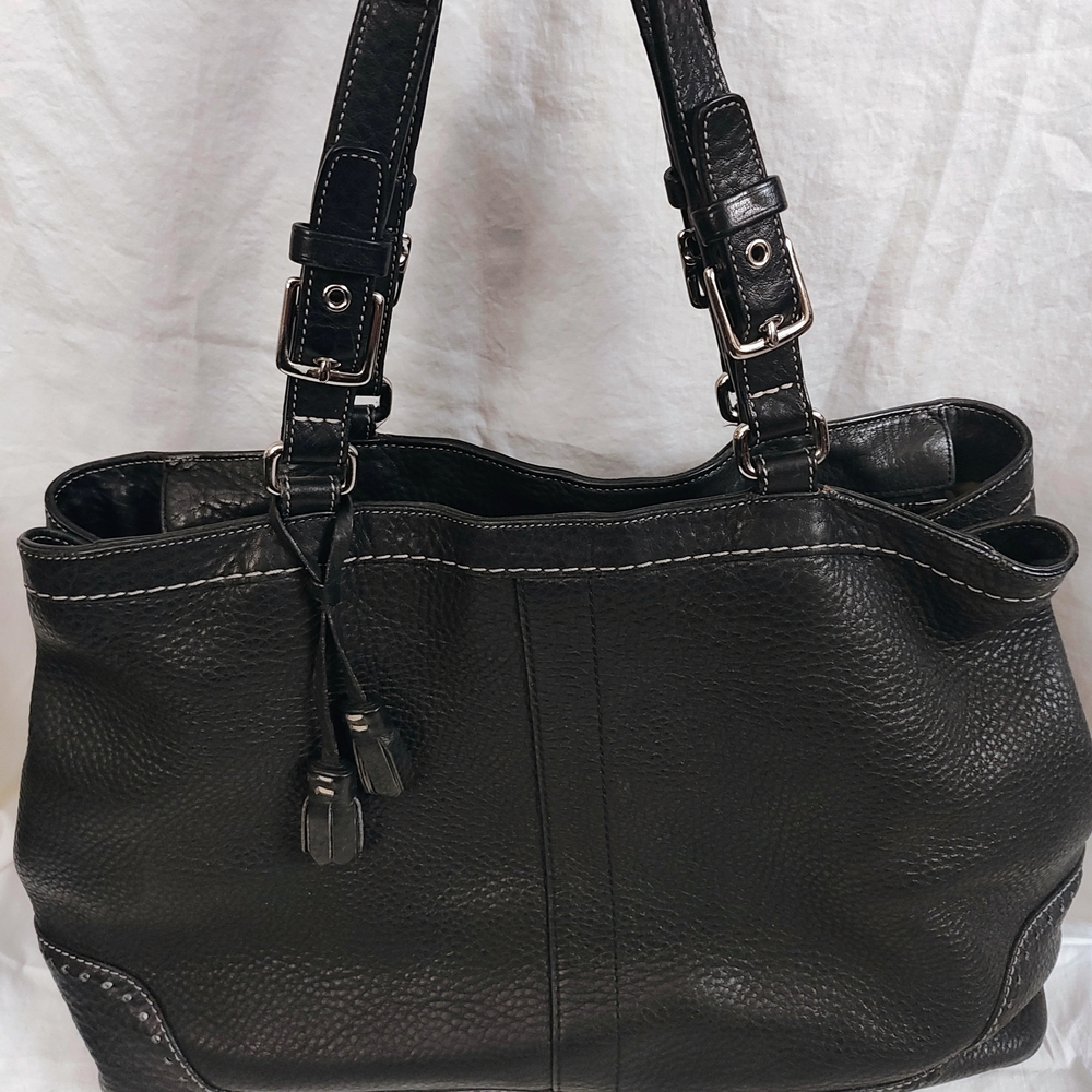 Coach Black Leather Shoulder Bag